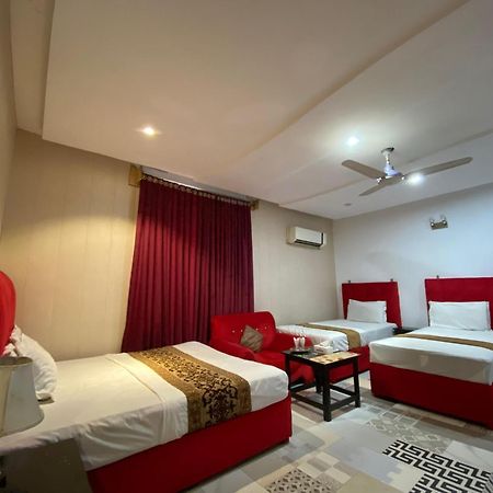 Hotel Tulip Inn, Gulberg Lahore Bagian luar foto
