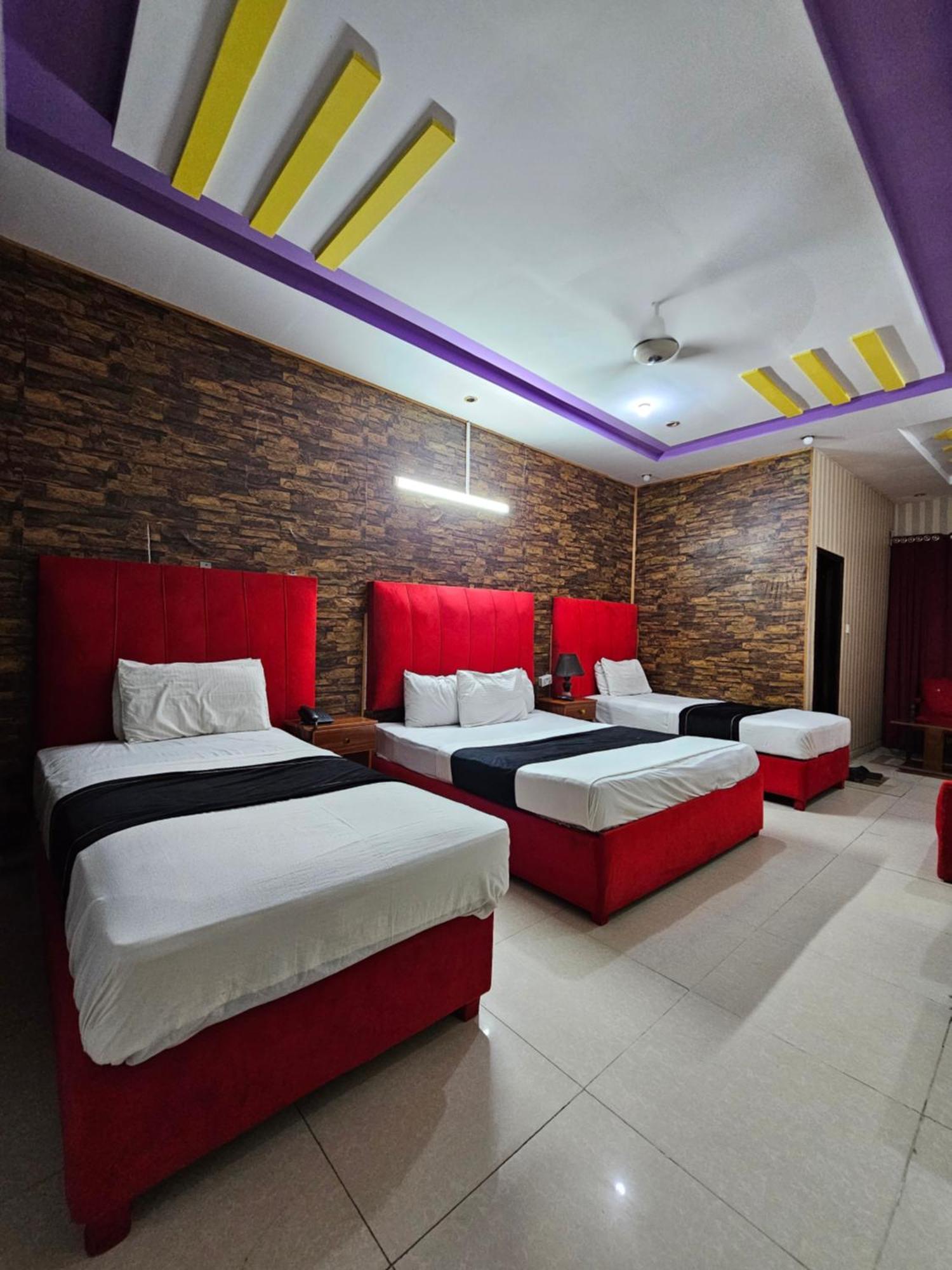 Hotel Tulip Inn, Gulberg Lahore Ruang foto