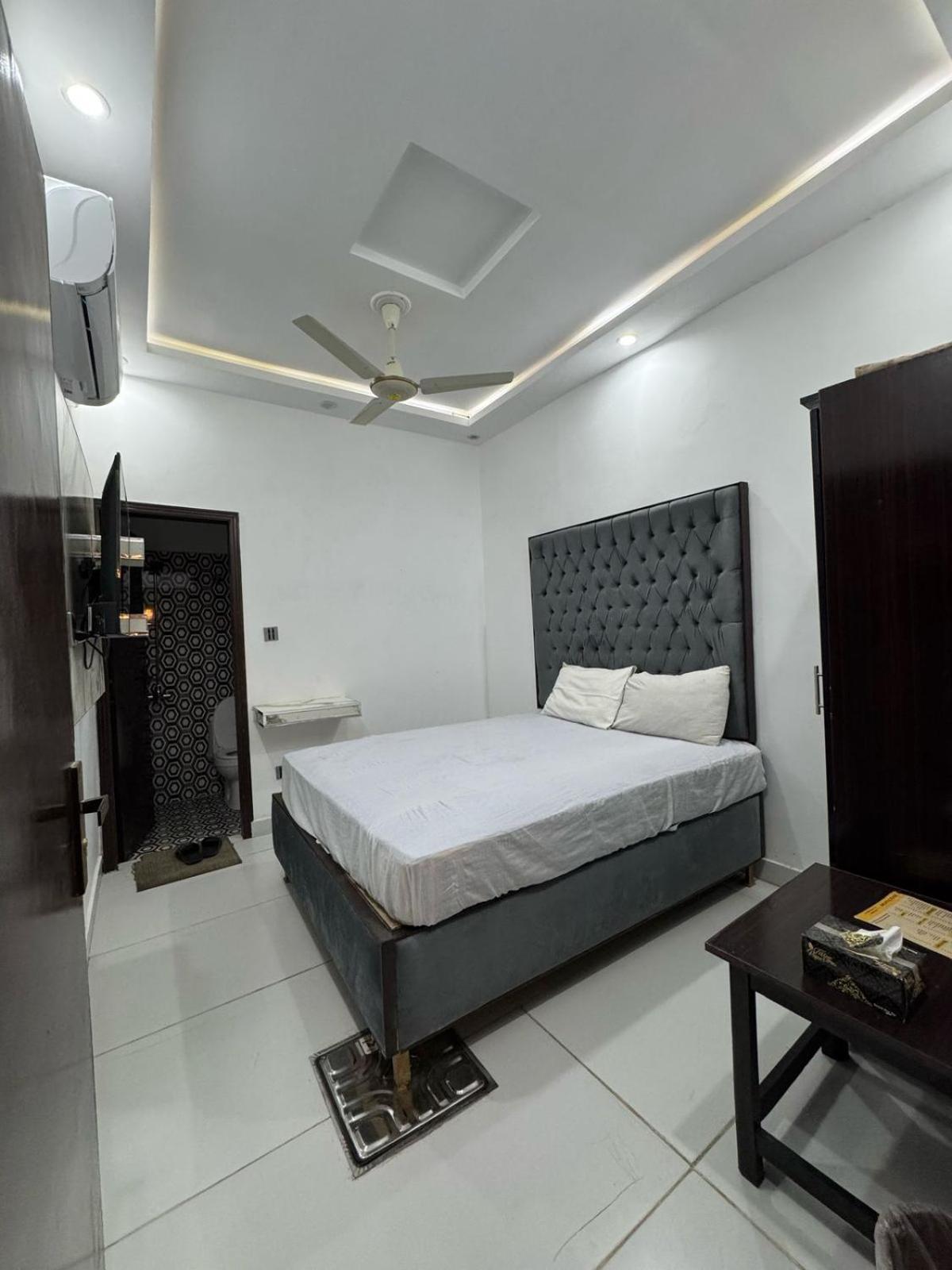 Hotel Tulip Inn, Gulberg Lahore Bagian luar foto