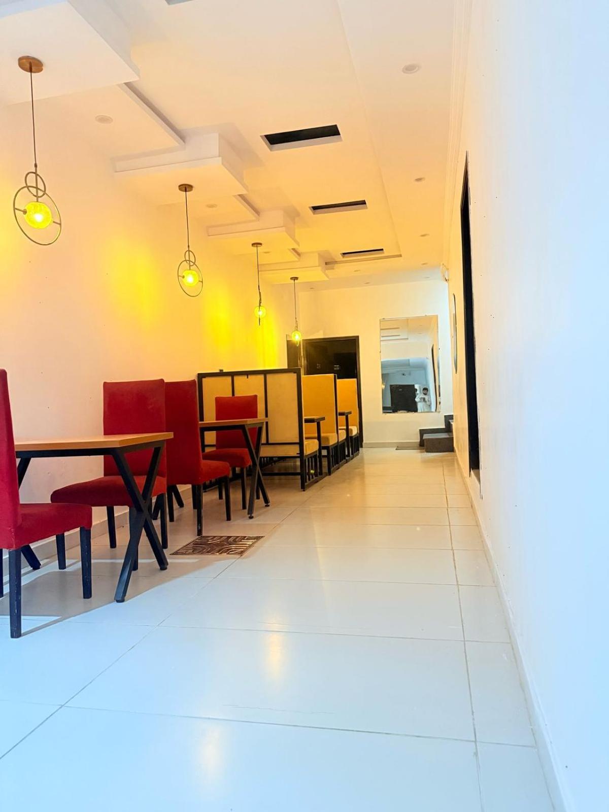 Hotel Tulip Inn, Gulberg Lahore Bagian luar foto